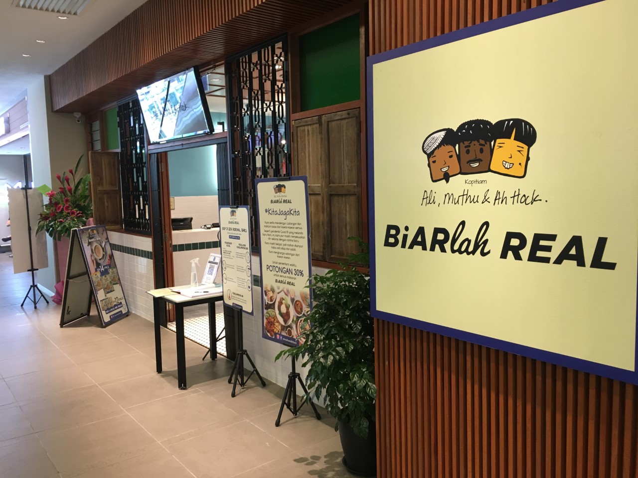 Ali, Muthu & Ah Hock